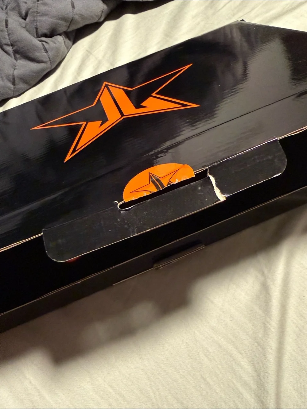 Jeffree Star 2020 Halloween Mystery box hand mirror, orange and black